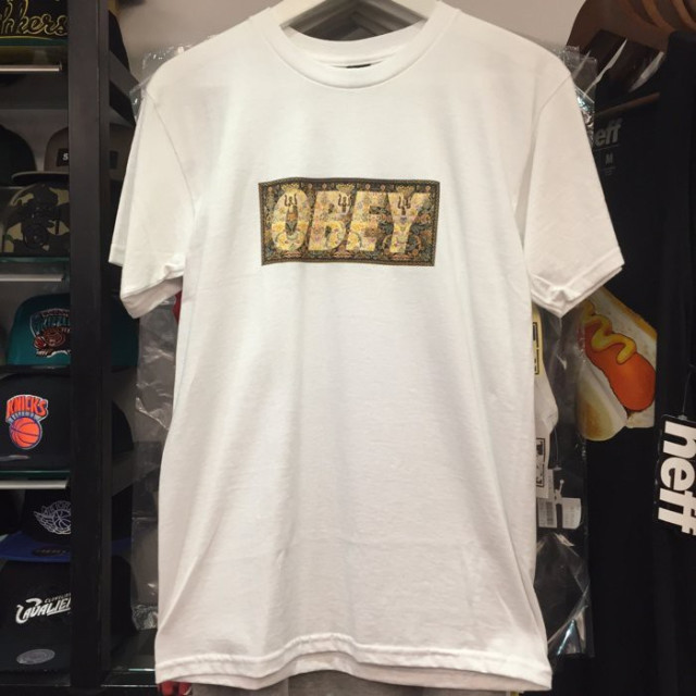 BEETLE OBEY DRUG RUG FONT BAR LOGO 印花 埃及 白 文字 短TEE OB-294 M
