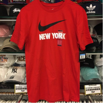 BEETLE NIKE NEW YORK LOGO 紅白黑 紐約 城市 短TEE 812760-657 XL