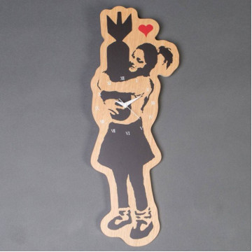 BEETLE MEDICOM X KARIMOKU X SYNC BRANDALISM BOMB HUGGER 掛鐘