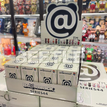 BEETLE BE@RBRICK 44代 盲盒 盲抽 S44 盒抽 隨機出貨 庫柏力克熊 BEARBRICK 100%