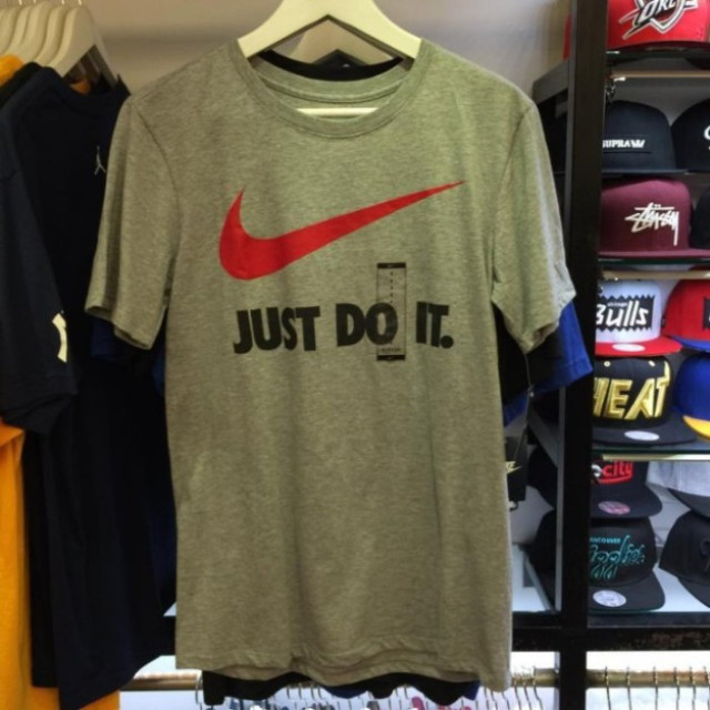 BEETLE NIKE SWOOSH JUST DO IT LOGO 红勾 灰黑 棉T 865958-063 S M L