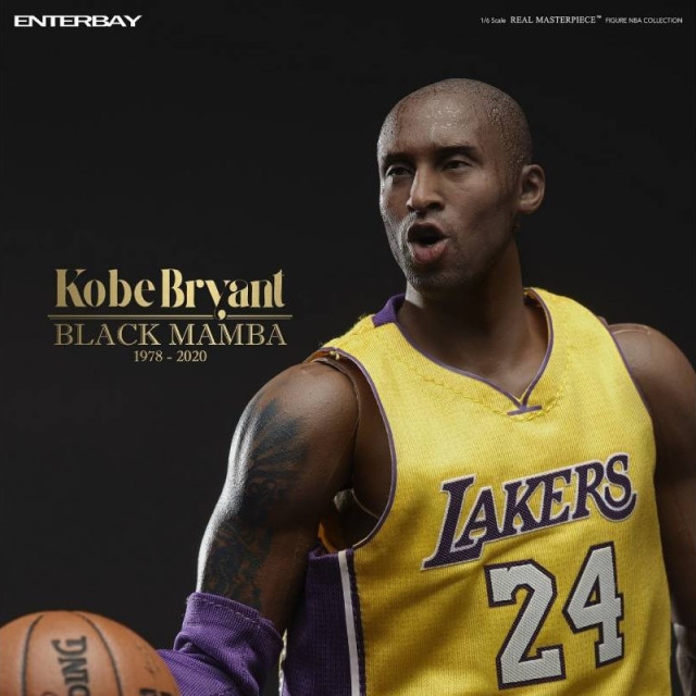 BEETLE ENTERBAY 1/6 KOBE BRYANT 柯比·布萊恩 NBA 湖人隊 黑曼巴紀念款 等身 公仔