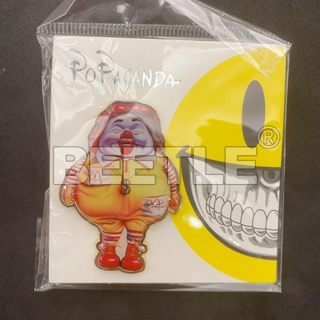 BEETLE RON ENGLISH SUPERSIZED 麥胖 陳菊 花媽 麥當勞 別針