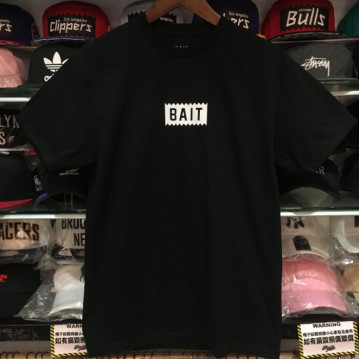 現貨 BEETLE BAIT BOX LOGO SUPREME 經典 黑白 短TEE S M L