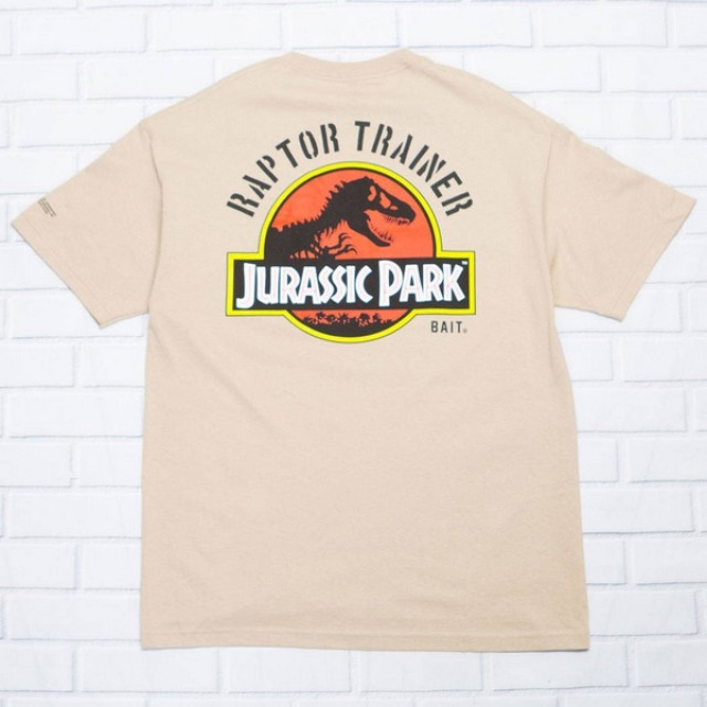 BEETLE BAIT X JURASSIC PARK TEE RAPTOR 聯名 侏儸紀公園 英文 短袖 TEE 米白