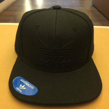 BEETLE ADIDAS ORIGINALS 經典 三葉草 全黑 LOGO 後扣棒球帽 SNAPBACK