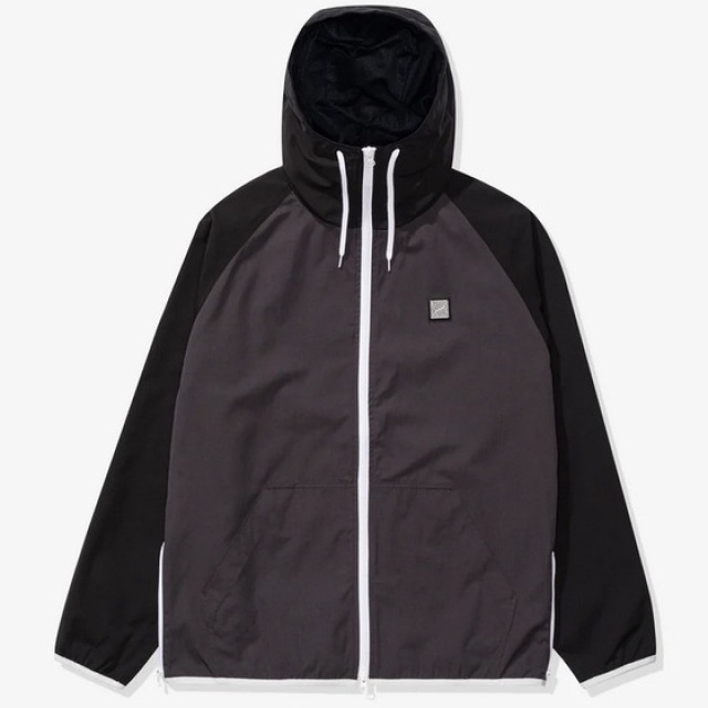 BEETLE UNDEFEATED ICON RAGLAN WINDBREAKER 黑色 防風外套 風衣