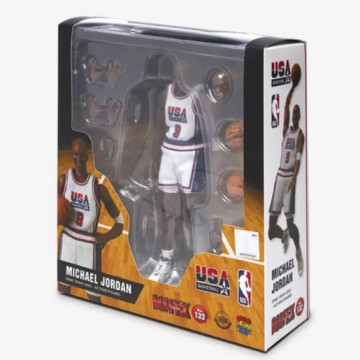 BEETLE MAFEX MICHAEL JORDAN NBA 麥可 喬丹 1992 美國隊 NO.132 可替換公仔