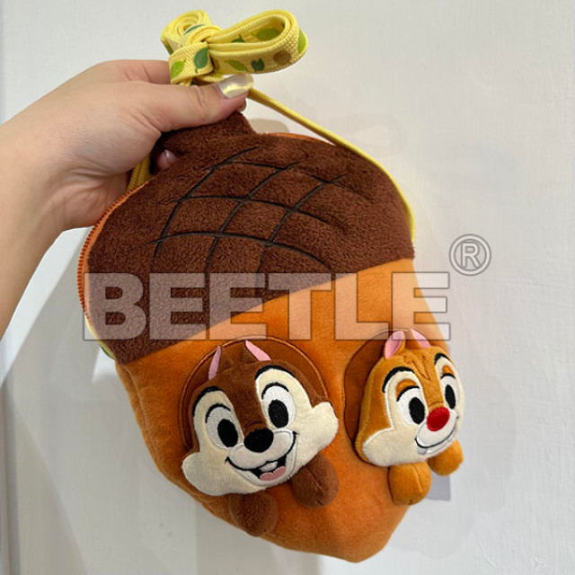 BEETLE 日本 東京迪士尼 DISNEY 奇奇蒂蒂 花栗鼠 橡果包 小包 CHIP DALE 附背帶
