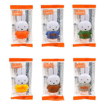 隨機出貨1個 BEETLE MIFFY 米飛兔 米菲兔 米菲 擬糖果包裝 扁平口袋 迷你 公仔 FLAT POCKETS