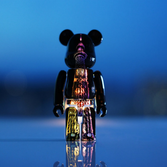 BEETLE BE@RBRICK 2013東京晴空塔 TOKYO SKYTREE 雅風 LIGHT UP 吊卡 100%