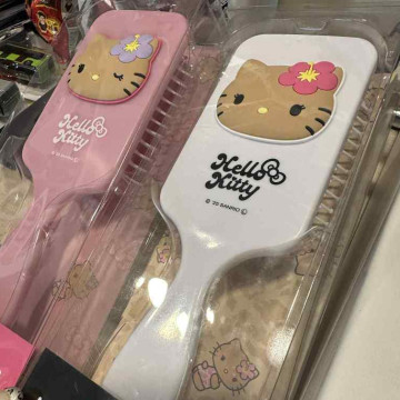 BEETLE 凱蒂貓 HELLO KITTY 三麗鷗 SANRIO 方型氣墊梳 梳子 曬黑 黑皮 Y2K